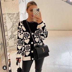 GORGEOUS ZARA NWT Jacquard Heart Knit Jacket